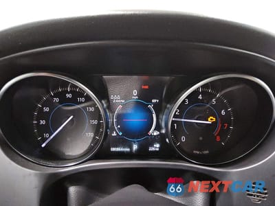 Zdjęcie 9 z 14 samochodu: 2020 JAGUAR F-PACE PREMIUM VIN:SADCJ2FX8LA645797 - miniatura
