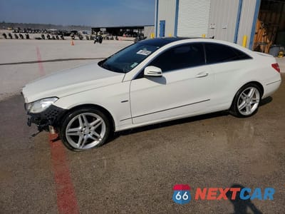 2012 MERCEDES-BENZ E 350 WDDKJ5KBXCF177275 - główne zdjęcie licytacji z USA - miniatura