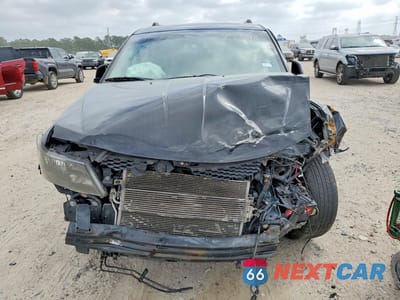 Piąte zdjęcie samochodu w środku: 2017 DODGE JOURNEY VIN:3C4PDCGB0HT683635 - miniatura