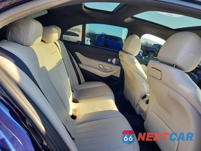 Zdjęcie 10 z 12 samochodu: 2018 MERCEDES-BENZ E 300 4MATIC VIN:WDDZF4KB4JA400317 - miniatura