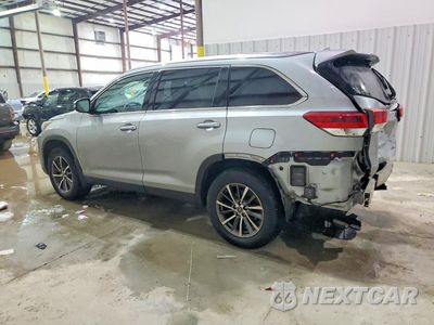 Drugie zdjęcie samochodu z przodu: 2019 TOYOTA HIGHLANDER XLE VIN:5TDJZRFH1KS577308 - miniatura