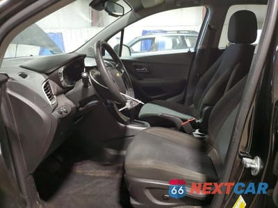 Zdjęcie 7 z 12 samochodu: 2020 CHEVROLET TRAX LS VIN:KL7CJNSB3LB086061 - miniatura