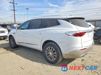 Drugie zdjęcie samochodu z przodu: 2022 BUICK ENCLAVE ESSENCE VIN:5GAERBKW6NJ181083 - miniatura