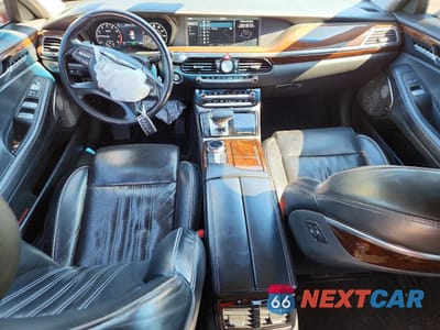 Zdjęcie 8 z 12 samochodu: 2019 GENESIS G90 PREMIUM VIN:KMHG34JAXKU051274 - miniatura