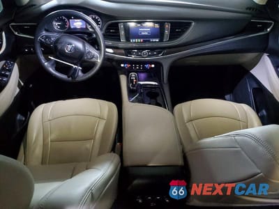 Zdjęcie 8 z 13 samochodu: 2021 BUICK ENCLAVE ESSENCE VIN:5GAEVAKW2MJ100309 - miniatura