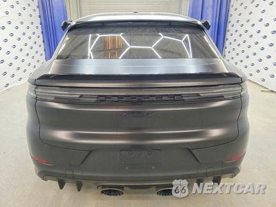 Zdjęcie 6 z 13 samochodu: 2024 PORSCHE CAYENNE TURBO GT VIN:WP1BK2AY2RDA72499 - miniatura