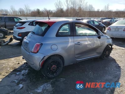 Trzecie zdjęcie samochodu z tyłu: 2015 FIAT 500 POP VIN:3C3CFFAR2FT648001 - miniatura
