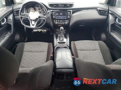 Zdjęcie 8 z 14 samochodu: 2021 NISSAN ROGUE SPORT SV VIN:JN1BJ1BW0MW668111 - miniatura