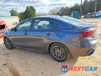 Drugie zdjęcie samochodu z przodu: 2023 KIA FORTE GT LINE VIN:3KPF54AD3PE606768 - miniatura