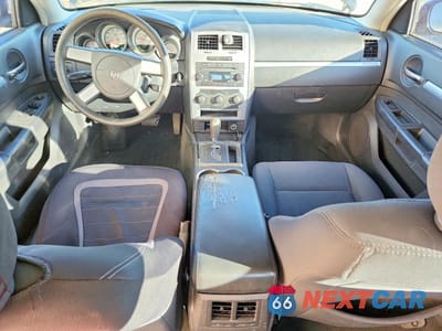 Zdjęcie 8 z 12 samochodu: 2010 DODGE CHARGER VIN:2B3CA2CV2AH287997 - miniatura