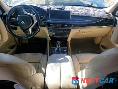 Zdjęcie 8 z 11 samochodu: 2015 BMW X5 XDRIVE50I VIN:5UXKR6C59F0J74326 - miniatura