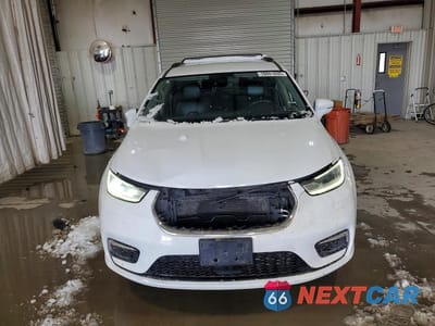 Piąte zdjęcie samochodu w środku: 2022 CHRYSLER PACIFICA TOURING L VIN:2C4RC1BG7NR188866 - miniatura