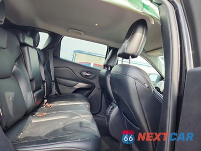 Zdjęcie 11 z 15 samochodu: 2021 JEEP CHEROKEE LATITUDE LUX VIN:1C4PJMMX1MD102223 - miniatura