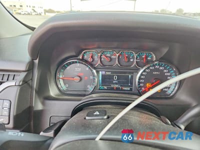 Zdjęcie 9 z 12 samochodu: 2016 CHEVROLET SUBURBAN C1500 LT VIN:1GNSCHKC0GR372358 - miniatura