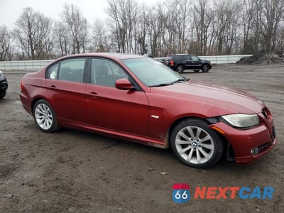 Czwarte zdjęcie samochodu z boku: 2011 BMW 328 I VIN:WBAPH7C50BE678564 - miniatura