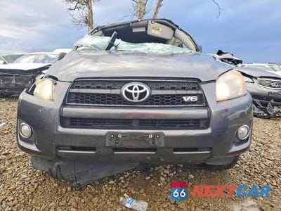 Piąte zdjęcie samochodu w środku: 2011 TOYOTA RAV4 SPORT VIN:2T3WK4DV4BW011776 - miniatura