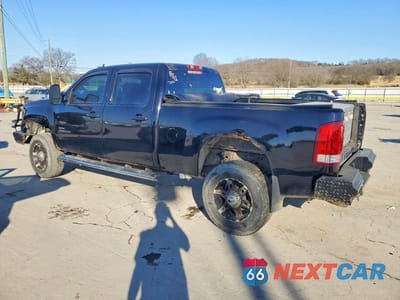 Drugie zdjęcie samochodu z przodu: 2010 GMC SIERRA K2500HD SLT 4WD 6.6L V8 TDSL VIN:1GT4K1B6XAF111219 - miniatura