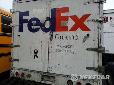 Zdjęcie 10 z 13 samochodu: 2004 FREIGHTLINER MT45G DELIVERY TRUCK VIN:4UZAARBW24CN63736 - miniatura