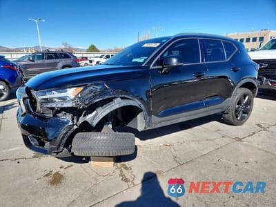 2019 VOLVO XC40 T5 MOMENTUM YV4162XZ6K2018493 - główne zdjęcie licytacji z USA - miniatura