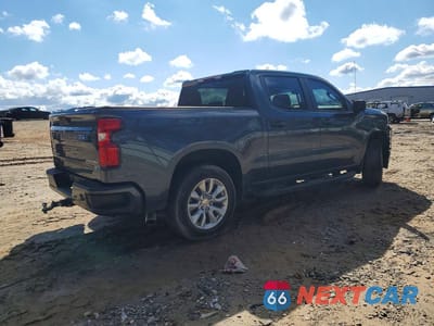 Trzecie zdjęcie samochodu z tyłu: 2021 CHEVROLET SILVERADO C1500 CUSTOM VIN:3GCPWBEH0MG136119 - miniatura