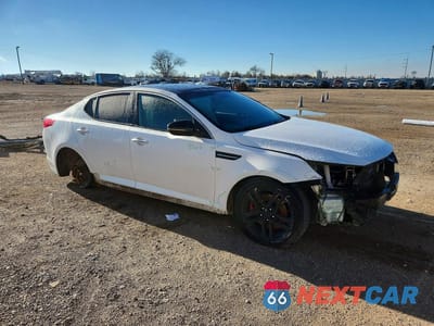 Czwarte zdjęcie samochodu z boku: 2013 KIA OPTIMA SX VIN:5XXGR4A68DG213023 - miniatura