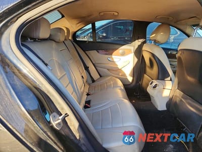 Zdjęcie 10 z 12 samochodu: 2017 MERCEDES-BENZ C 300 VIN:55SWF4JB9HU197021 - miniatura