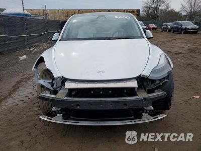Piąte zdjęcie samochodu w środku: 2024 TESLA MODEL Y VIN:7SAYGDEE5RF037721 - miniatura