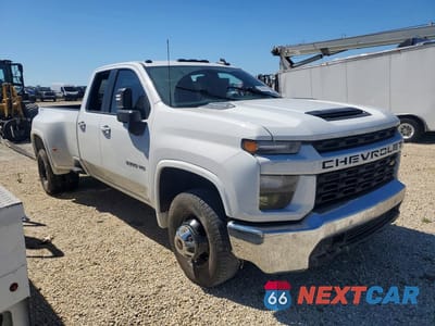 Czwarte zdjęcie samochodu z boku: 2023 CHEVROLET SILVERADO K3500 VIN:1GC5YSEY3PF142522 - miniatura