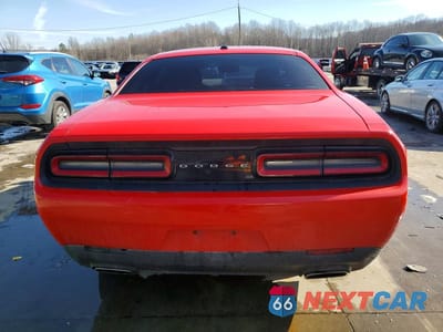 Zdjęcie 6 z 13 samochodu: 2015 DODGE CHALLENGER SXT VIN:2C3CDZAG5FH923942 - miniatura