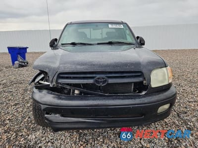 Piąte zdjęcie samochodu w środku: 2002 TOYOTA TUNDRA LIMITED V8 VIN:5TBBT48182S262667 - miniatura