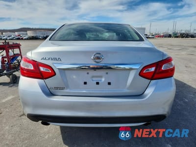 Zdjęcie 6 z 12 samochodu: 2016 NISSAN ALTIMA 2.5 VIN:1N4AL3AP1GC259569 - miniatura