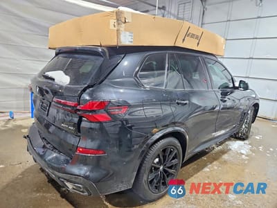 Trzecie zdjęcie samochodu z tyłu: 2026 BMW X5 XDRIVE40I VIN:5UX23EU05T9113304 - miniatura