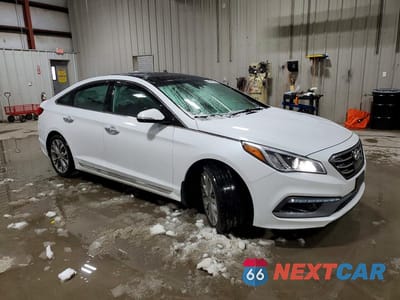 Czwarte zdjęcie samochodu z boku: 2017 HYUNDAI SONATA LIMITED 2.0T VIN:5NPE34AB0HH493892 - miniatura