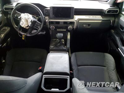 Zdjęcie 8 z 12 samochodu: 2024 TOYOTA TACOMA SR5 VIN:3TMKB5FN8RM022986 - miniatura