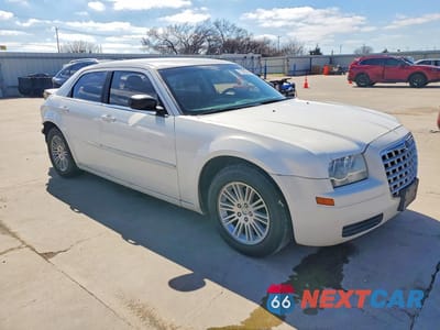 Czwarte zdjęcie samochodu z boku: 2009 CHRYSLER 300 LX VIN:2C3KA43D39H612542 - miniatura
