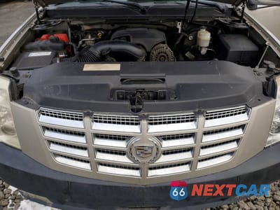 Zdjęcie 11 z 13 samochodu: 2007 CADILLAC ESCALADE EXT VIN:3GYFK62857G211589 - miniatura