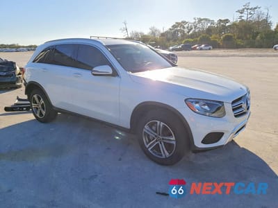 Czwarte zdjęcie samochodu z boku: 2019 MERCEDES-BENZ GLC 300 VIN:WDC0G4JB9KV145587 - miniatura
