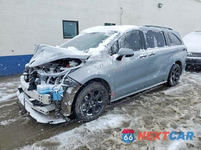 2026 TOYOTA SIENNA XLE 5TDCSKFC5TS225472 - główne zdjęcie licytacji z USA - miniatura