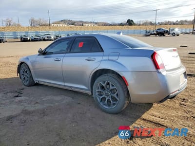 Drugie zdjęcie samochodu z przodu: 2018 CHRYSLER 300 S VIN:2C3CCAGG7JH240760 - miniatura