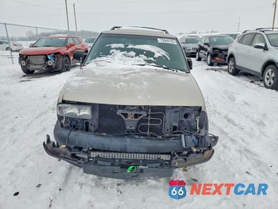 Piąte zdjęcie samochodu w środku: 2001 CHEV BLAZER VIN:1GNDT13W01K232576 - miniatura