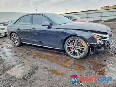 Czwarte zdjęcie samochodu z boku: 2022 AUDI S4 PRESTIGE VIN:WAUC4AF46NA044746 - miniatura