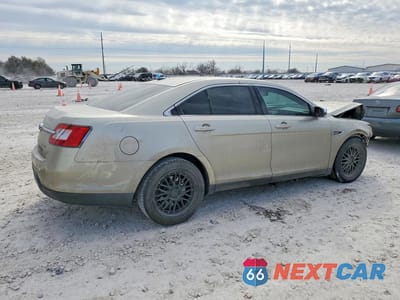 Trzecie zdjęcie samochodu z tyłu: 2010 FORD TAURUS LIMITED VIN:1FAHP2FW8AG145078 - miniatura