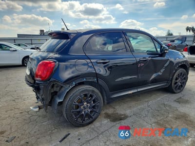 Trzecie zdjęcie samochodu z tyłu: 2017 FIAT 500X TREKKING VIN:ZFBCFXCB8HP611918 - miniatura