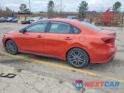 Drugie zdjęcie samochodu z przodu: 2022 KIA FORTE GT LINE VIN:3KPF54AD5NE453369 - miniatura