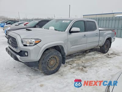 2018 TOYOTA TACOMA DOUBLE CAB 5TFDZ5BN0JX030315 - główne zdjęcie licytacji z USA - miniatura