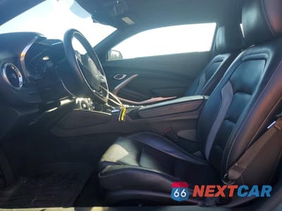 Zdjęcie 7 z 11 samochodu: 2017 CHEVROLET CAMARO LT VIN:1G1FC1RX5H0159480 - miniatura