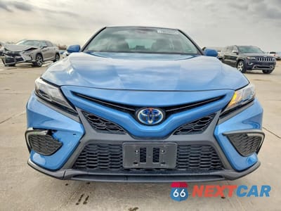 Piąte zdjęcie samochodu w środku: 2024 TOYOTA CAMRY HYBRID SE VIN:4T1G31AK2RU062769 - miniatura