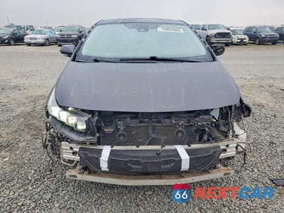 Piąte zdjęcie samochodu w środku: 2020 TOYOTA PRIUS PRIME LE VIN:JTDKARFP4L3140814 - miniatura
