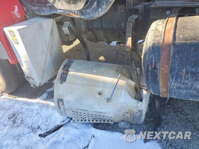 Zdjęcie 9 z 10 samochodu: 2001 MACK RB690S DUMP TRUCK VIN:1M2AM20C71M003725 - miniatura
