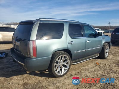Trzecie zdjęcie samochodu z tyłu: 2008 CADILLAC ESCALADE LUXURY VIN:1GYFK63868R258890 - miniatura